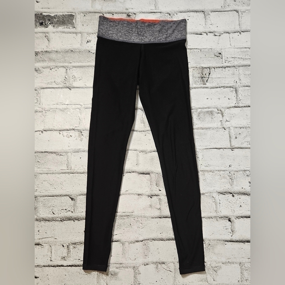 PINK Victoria's Secret Ultimate Active Wear Leggings